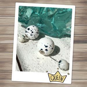 White and Black Double Stud Earrings